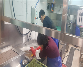 

	
		
			
				
					[LX경기지역본부] 경기지역본부와 함께 떠나는 즐거운 배식봉사♥ 안내 이미지 입니다. 이 이미지에는 중요한 정보가 포함되어 있을 수 있습니다. 자세한 내용은 첨부파일이나 본문 내용을 참고해 주세요.
				
				
			
		
		
	
	