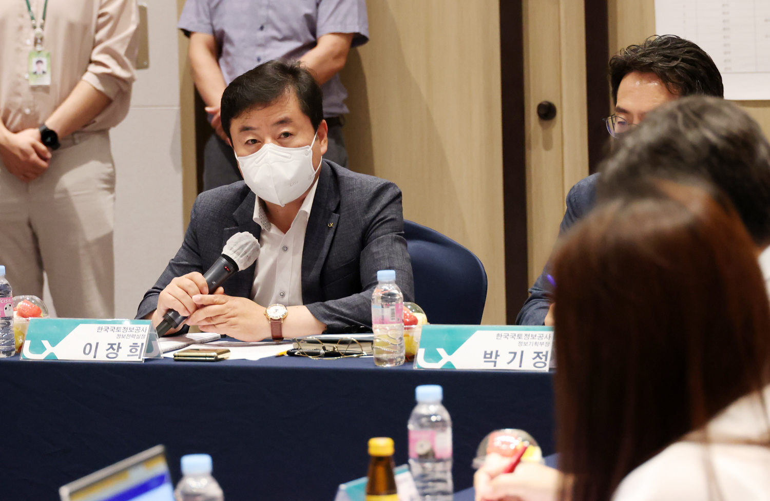 

	
		
			
				
					공공·민간 함께 공간정보 융합  빅데이터 플랫폼 구축‘신호탄’ 안내 이미지 입니다. 이 이미지에는 중요한 정보가 포함되어 있을 수 있습니다. 자세한 내용은 첨부파일이나 본문 내용을 참고해 주세요.
				
				
			
		
		
	
	