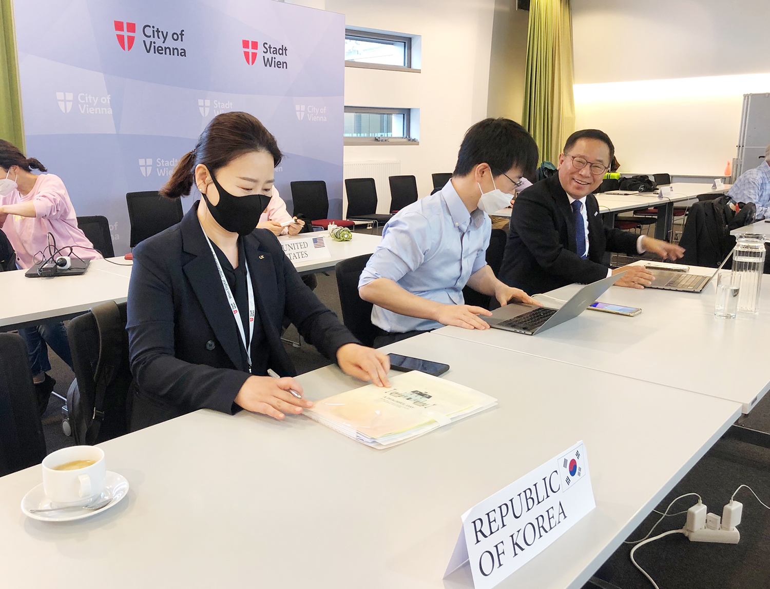 

	
		
			
				
					韓 공간정보분야 최초, 국제표준 개정 프로젝트 착수 안내 이미지 입니다. 이 이미지에는 중요한 정보가 포함되어 있을 수 있습니다. 자세한 내용은 첨부파일이나 본문 내용을 참고해 주세요.
				
				
			
		
		
	
	