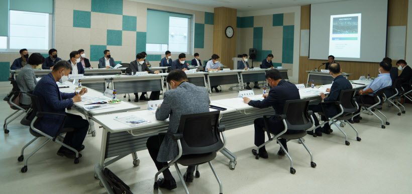 

	
		
			
				
					LX 경기북부본부, 2분기 사업 지사장 전략회의 안내 이미지 입니다. 이 이미지에는 중요한 정보가 포함되어 있을 수 있습니다. 자세한 내용은 첨부파일이나 본문 내용을 참고해 주세요.
				
				
			
		
		
	
	