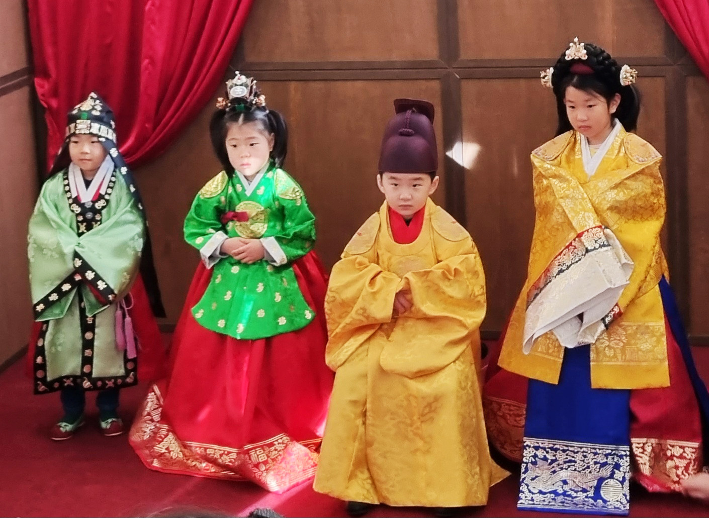 

	
		
			
				
					설엔 딱지치기지…황실복식체험까지 더 좋아 안내 이미지 입니다. 이 이미지에는 중요한 정보가 포함되어 있을 수 있습니다. 자세한 내용은 첨부파일이나 본문 내용을 참고해 주세요.
				
				
			
		
		
	
	