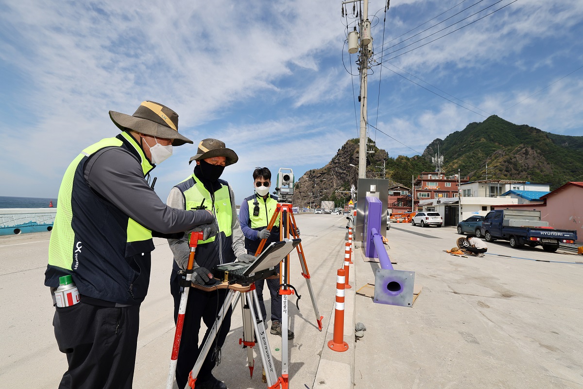 

	
		
		
			산불 특별재난지역 지적측량 수수료 2년 감면 보도자료 사진2
		
	
	