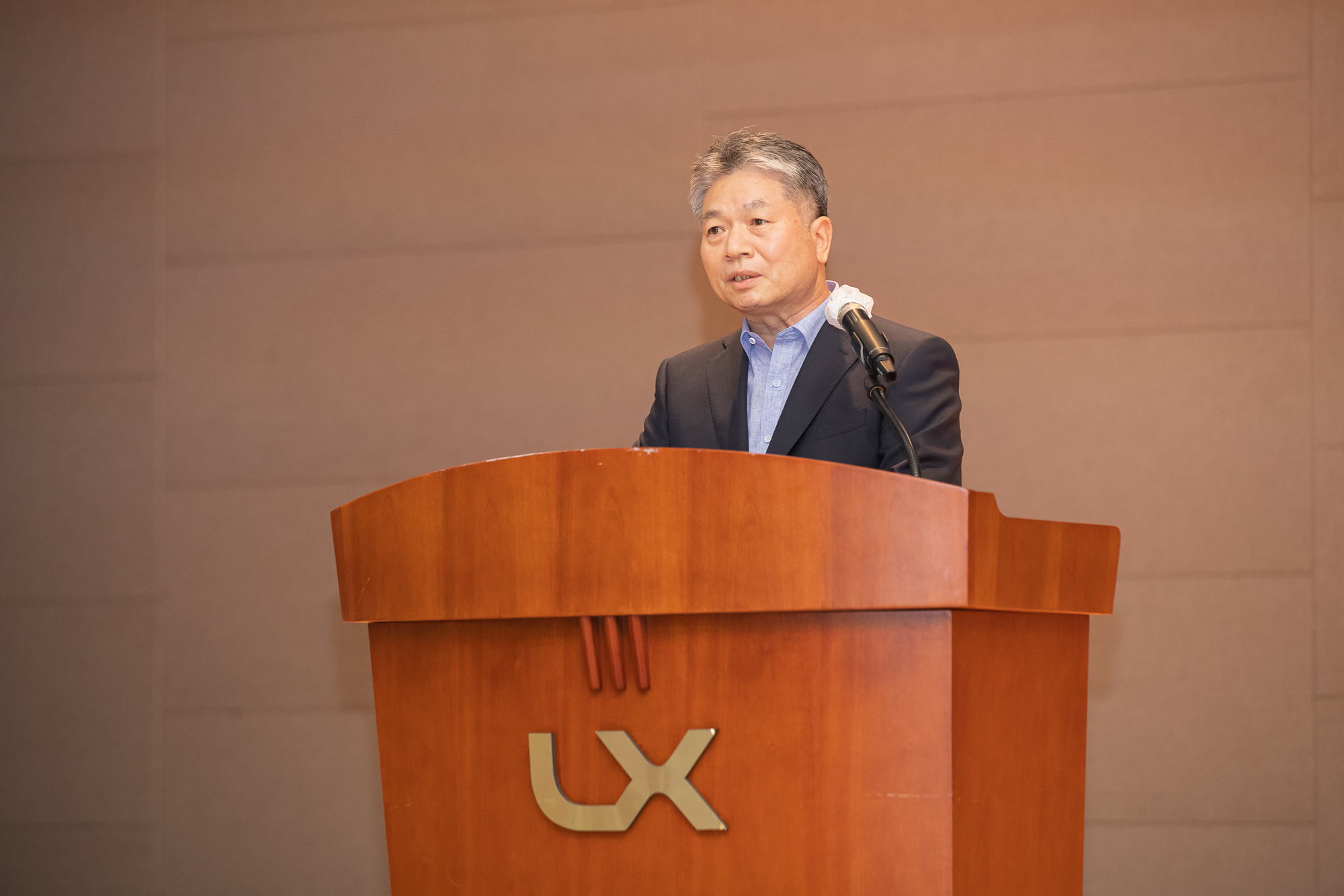 

	
		
		
			이태용 신임감사님 사진1
		
	
	